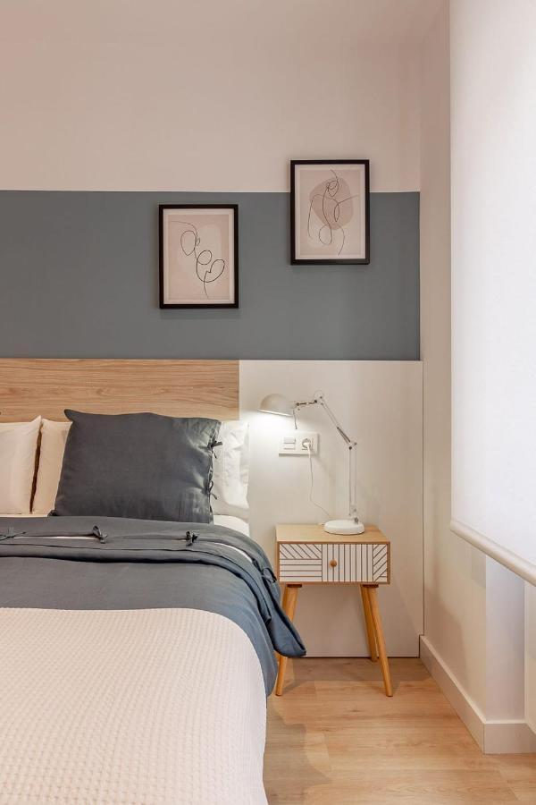 Ah Hostel Room4You Oviedo Vut3026As Eksteriør billede